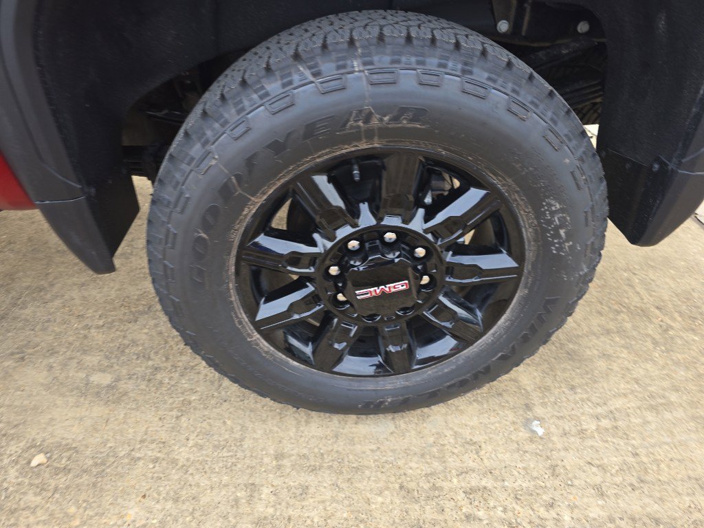 New 2026 GMC Sierra 2500 AT4 w/ AT4 Premium Plus Package image 12