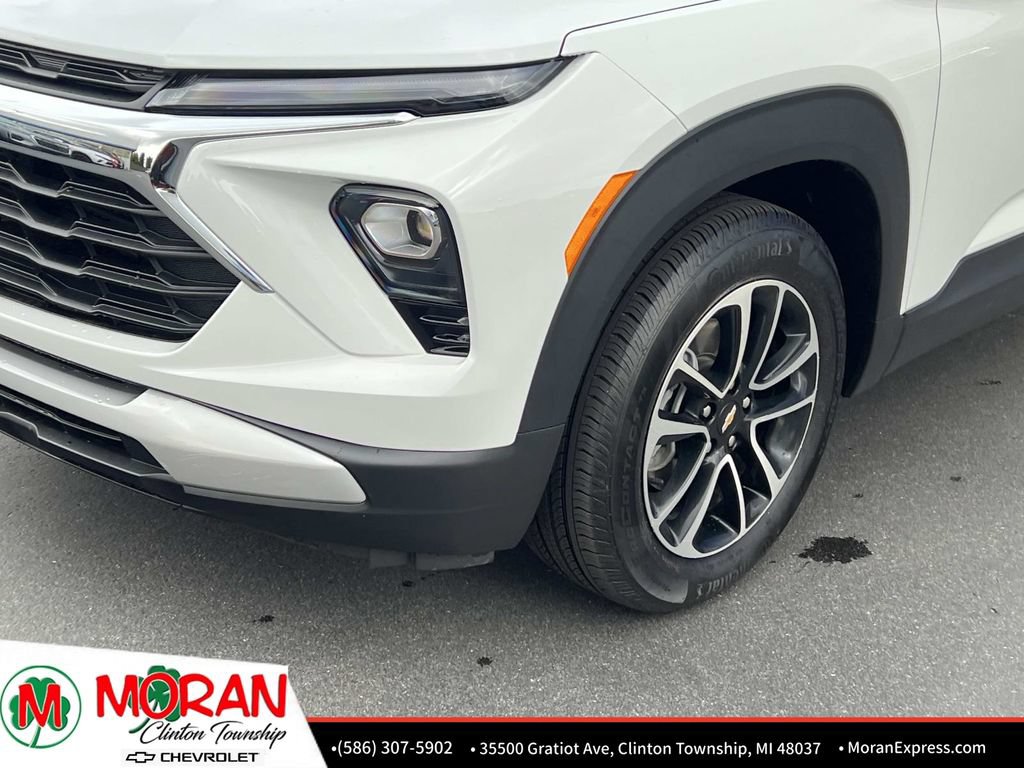 Certified 2026 Chevrolet TrailBlazer LT w/ Driver Confidence Package FWD image 10
