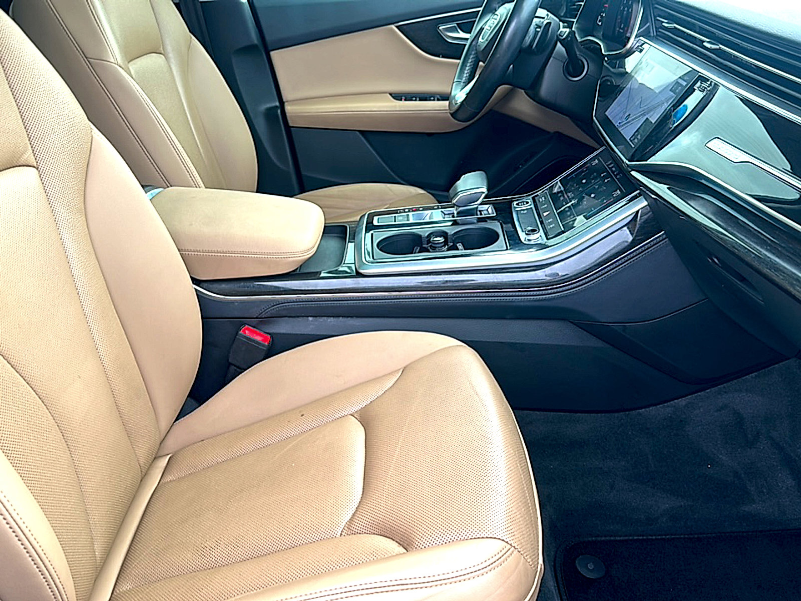 Used 2021 Audi Q7 3.0T Premium Plus w/ Executive Package image 23