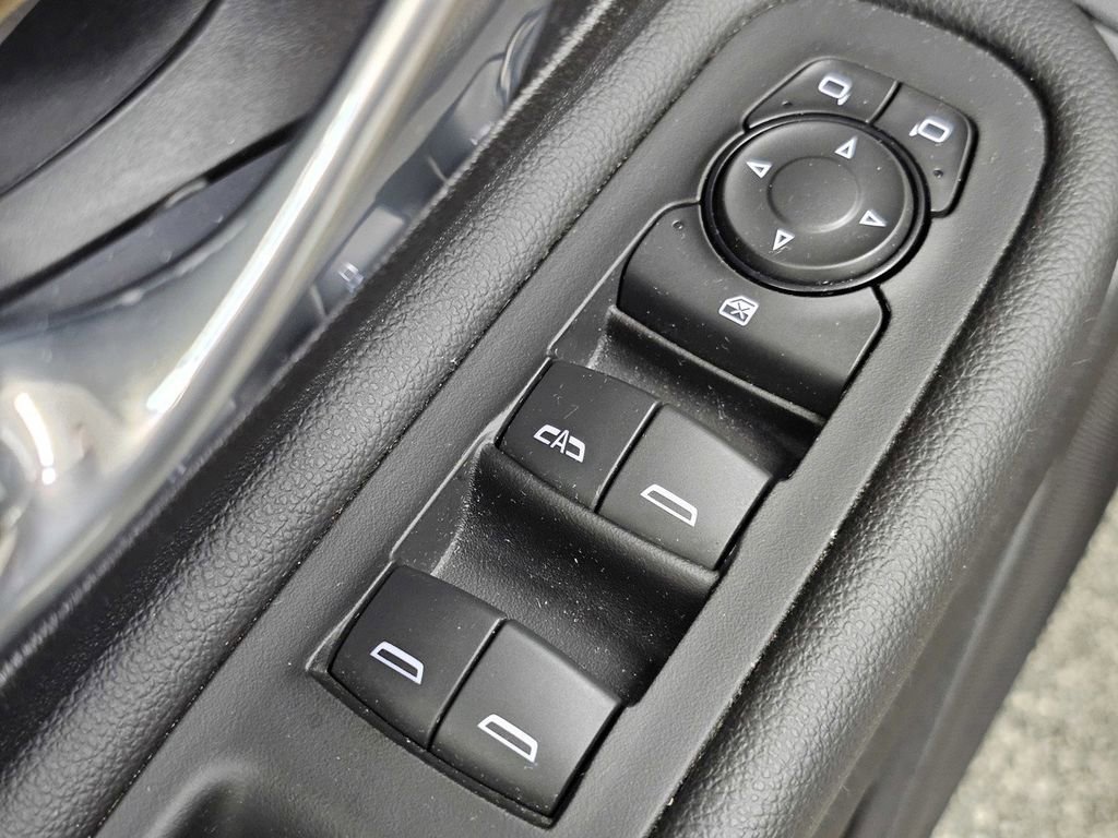 Used 2018 GMC Terrain SLE w/ Driver Convenience Package FWD image 31