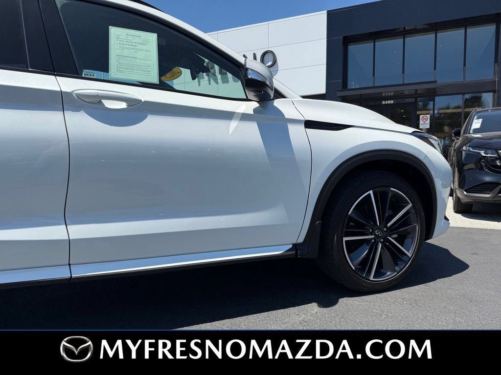 Used 2025 INFINITI QX50 Sport AWD/4WD image 14