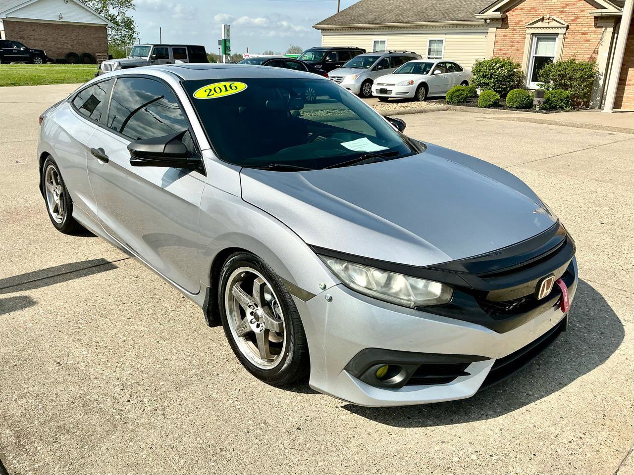 Used 2016 Honda Civic EX-L image 3