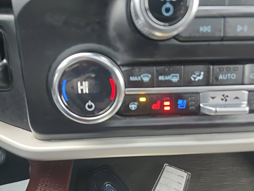 Used 2023 Ford Expedition Max Limited image 25