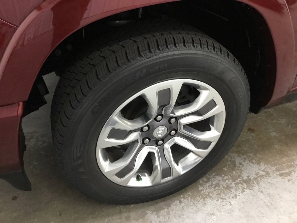 Used 2022 RAM 1500 Limited w/ Body Color Bumper Group AWD/4WD image 4