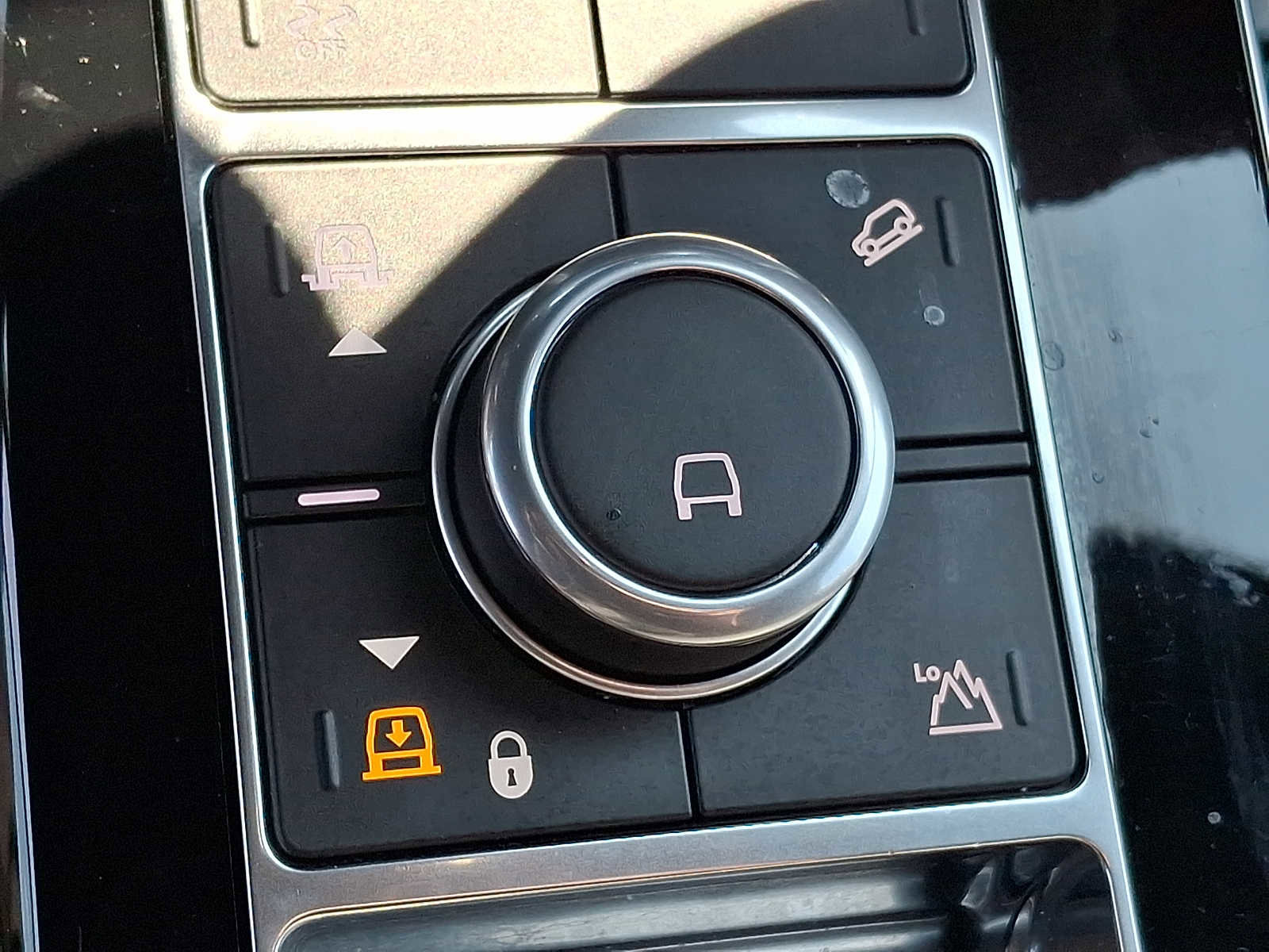 Used 2021 Land Rover Range Rover Westminster Edition image 19