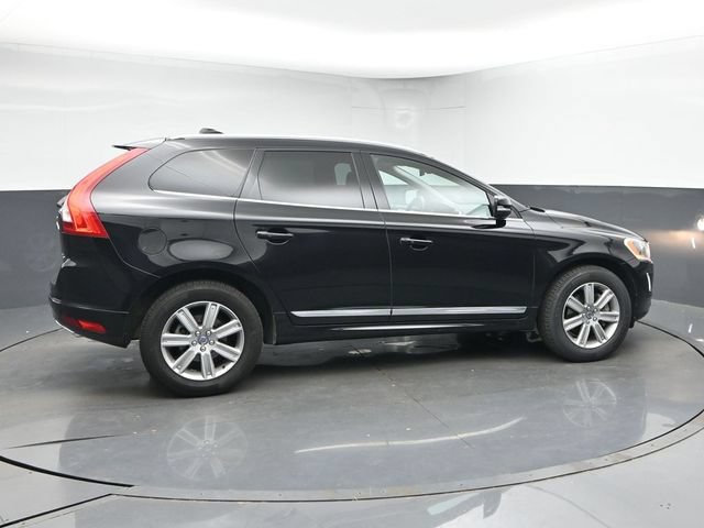 Used 2016 Volvo XC60 T6 w/ Protection Package FWD image 9