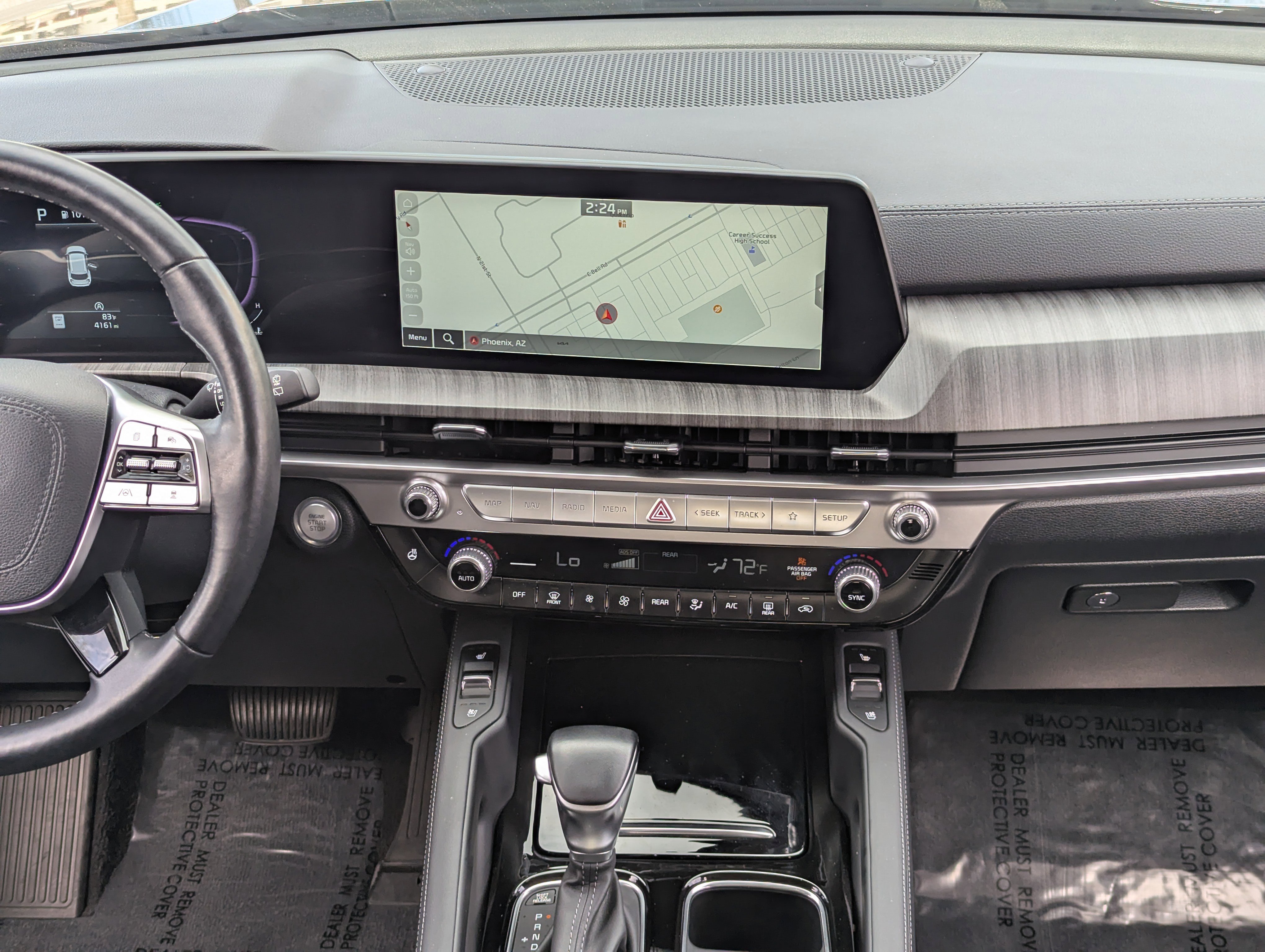 Used 2024 Kia Telluride EX w/ EX Captain's Chair Package image 14