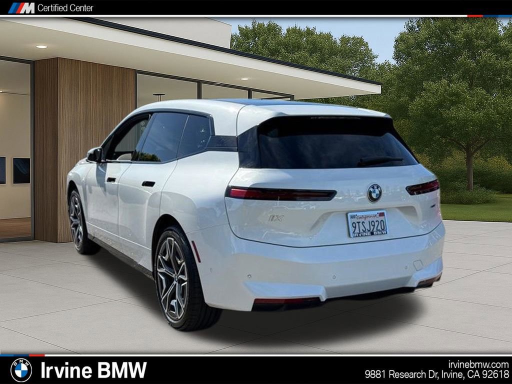 Used 2026 BMW iX xDrive60 w/ Premium Package image 12
