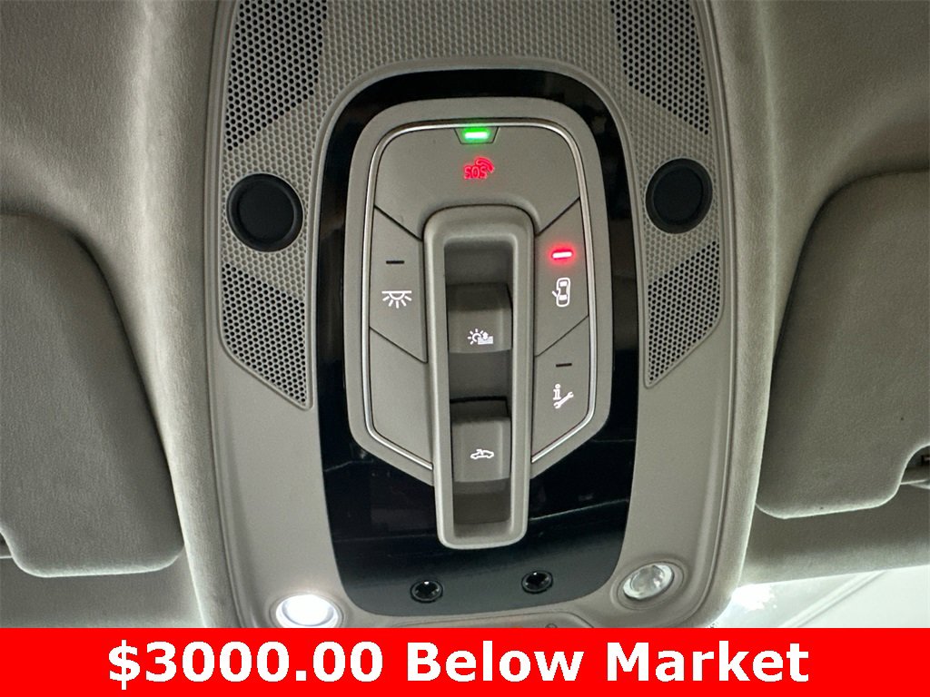 Used 2019 Audi Q8 Prestige image 34