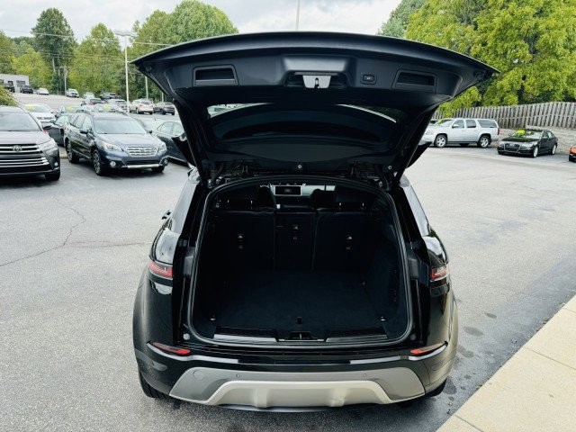 Used 2020 Land Rover Range Rover Evoque SE image 17