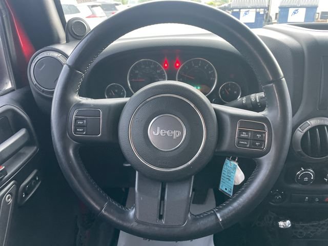 Used 2012 Jeep Wrangler Unlimited Sport AWD/4WD image 39