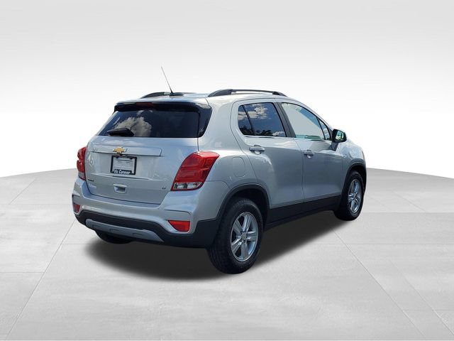 Used 2017 Chevrolet Trax LT FWD image 3