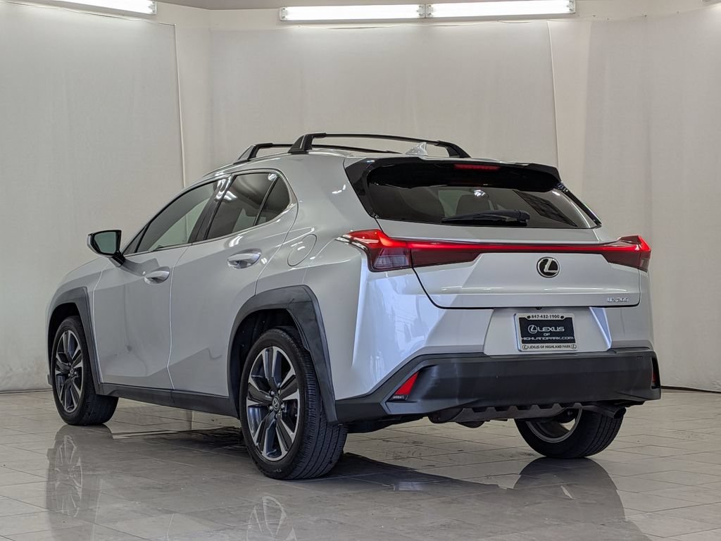Used 2019 Lexus UX 200 w/ Accessory Package FWD image 6