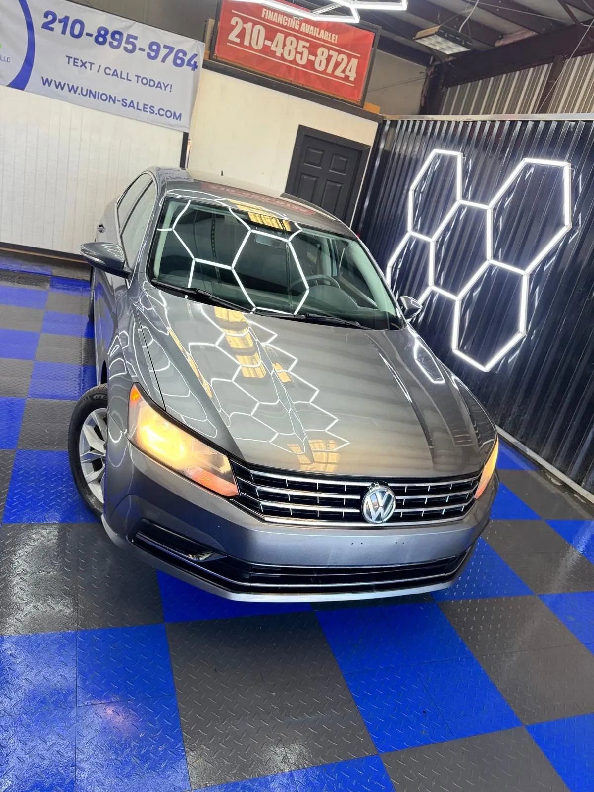 Used 2016 Volkswagen Passat 1.8T S image 9