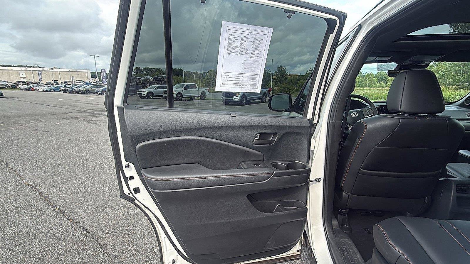 Used 2023 Honda Passport TrailSport image 21