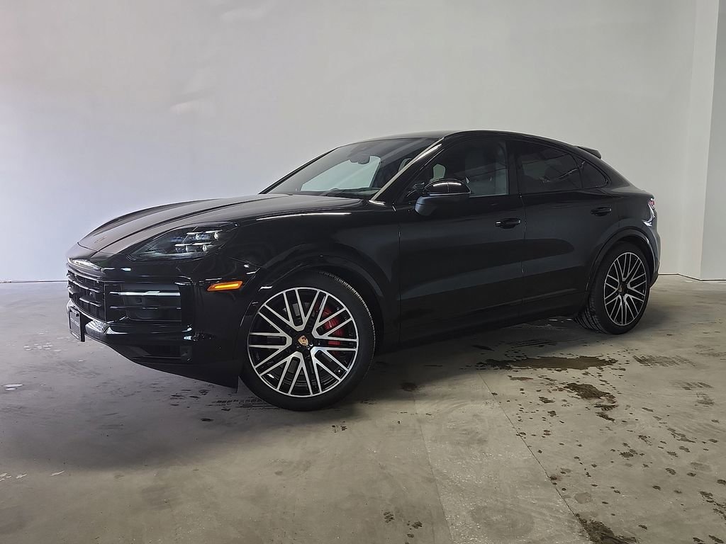 Certified 2025 Porsche Cayenne S AWD/4WD image 1