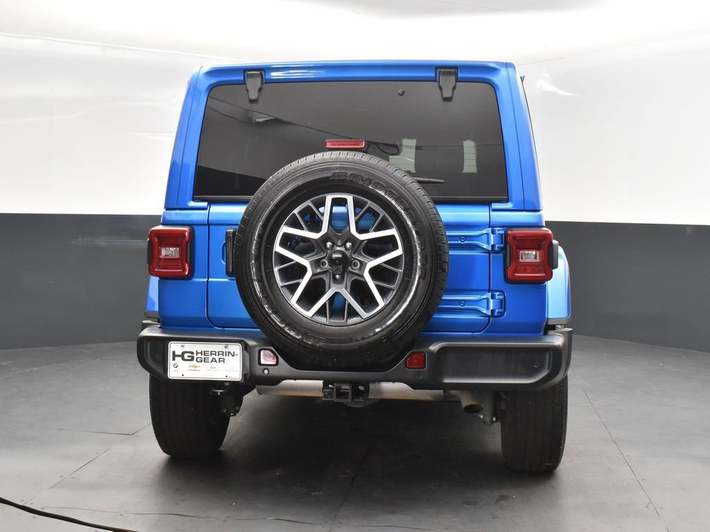 Used 2024 Jeep Wrangler Sahara w/ Technology Group image 6