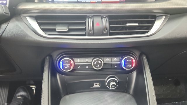 Used 2024 Alfa Romeo Stelvio Ti AWD/4WD image 67