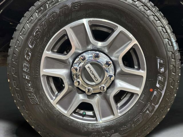 Used 2026 Ford F250 Lariat w/ FX4 Off-Road Package image 33