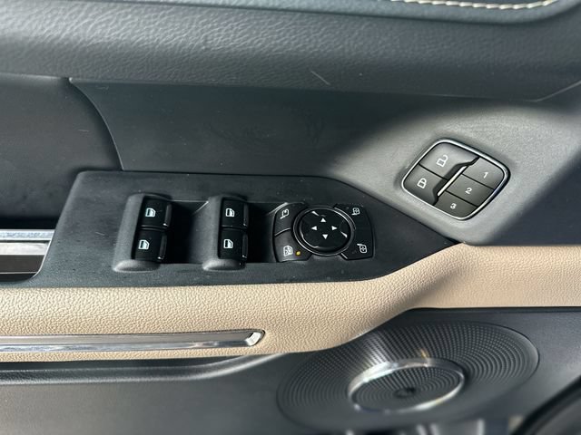 Used 2023 Ford Expedition Limited AWD/4WD image 14