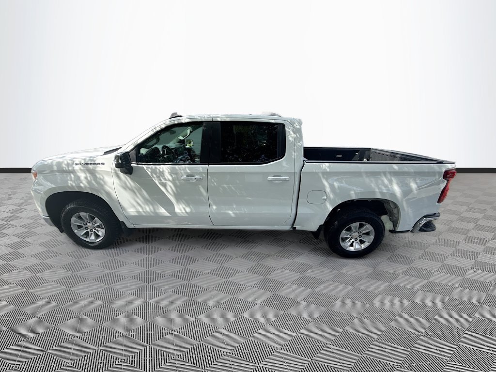 Used 2025 Chevrolet Silverado 1500 LT RWD image 5