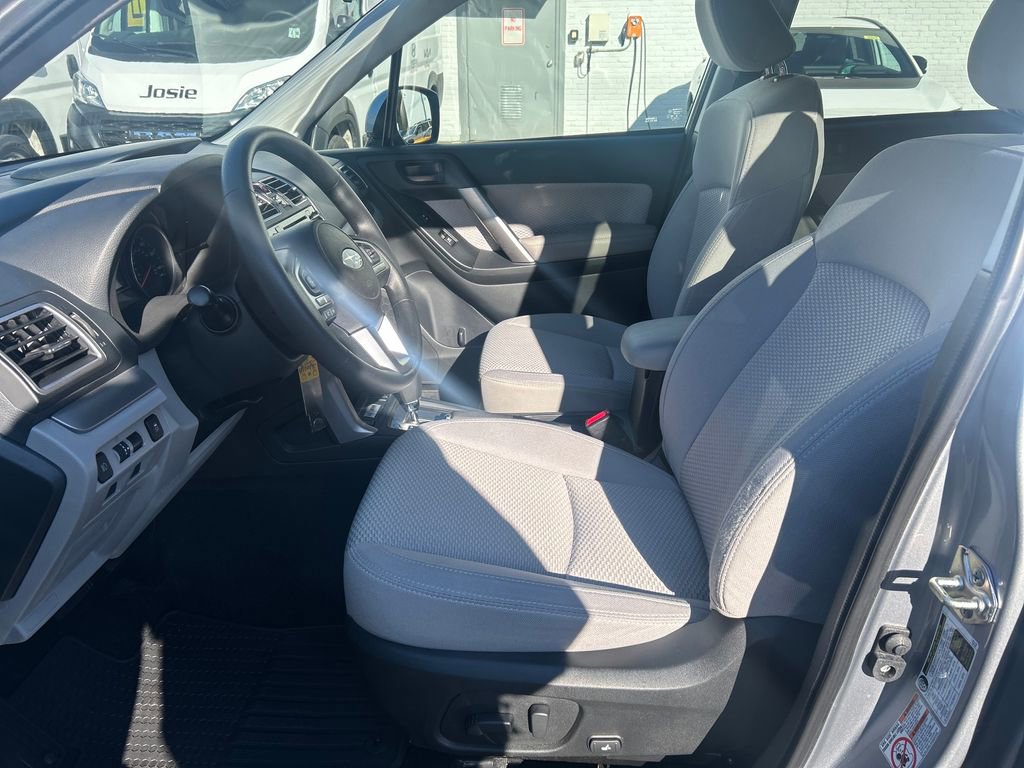 Used 2018 Subaru Forester 2.5i Premium w/ All-Weather Package AWD/4WD image 10