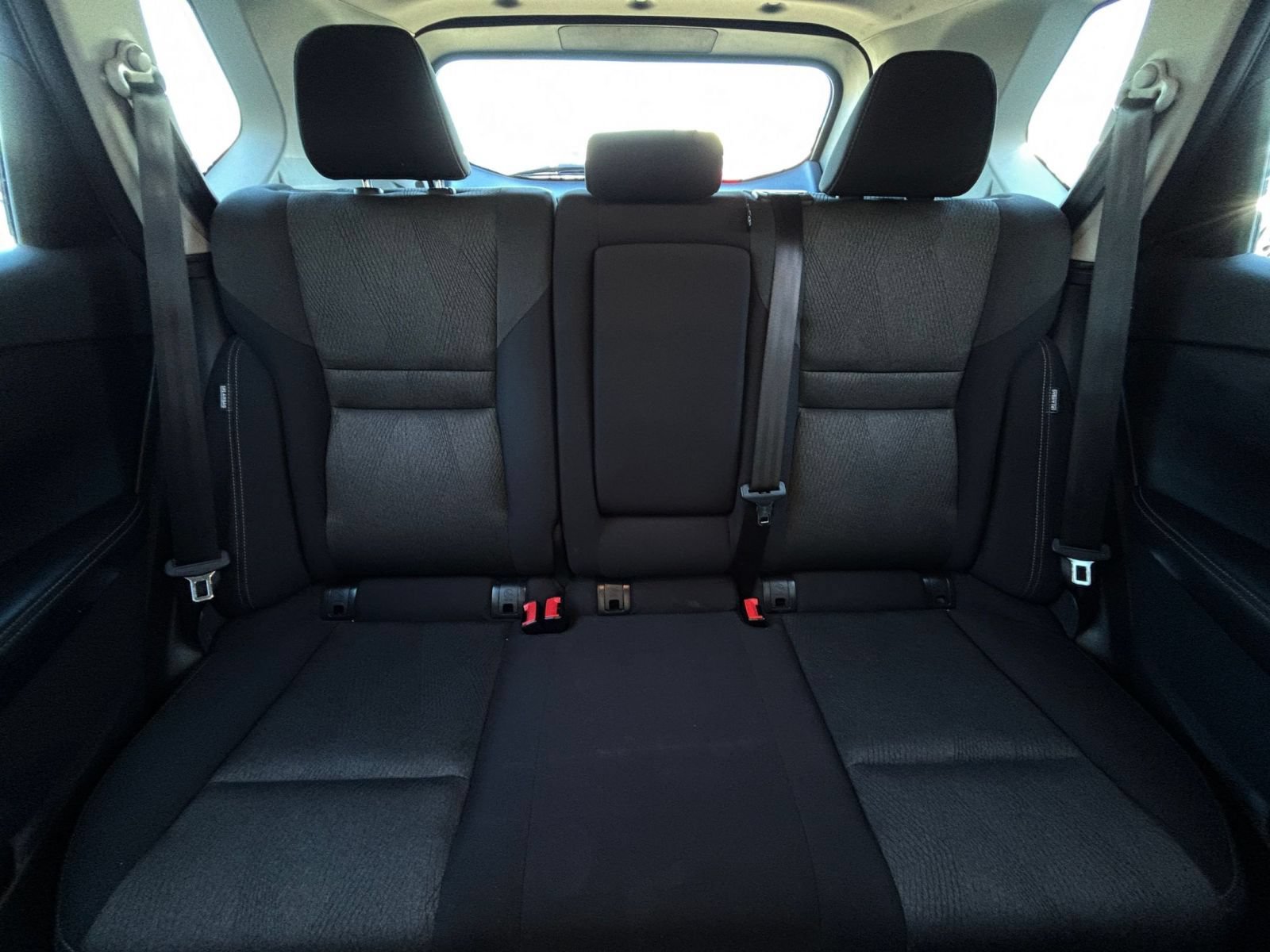 Used 2025 Nissan Rogue SV FWD image 39