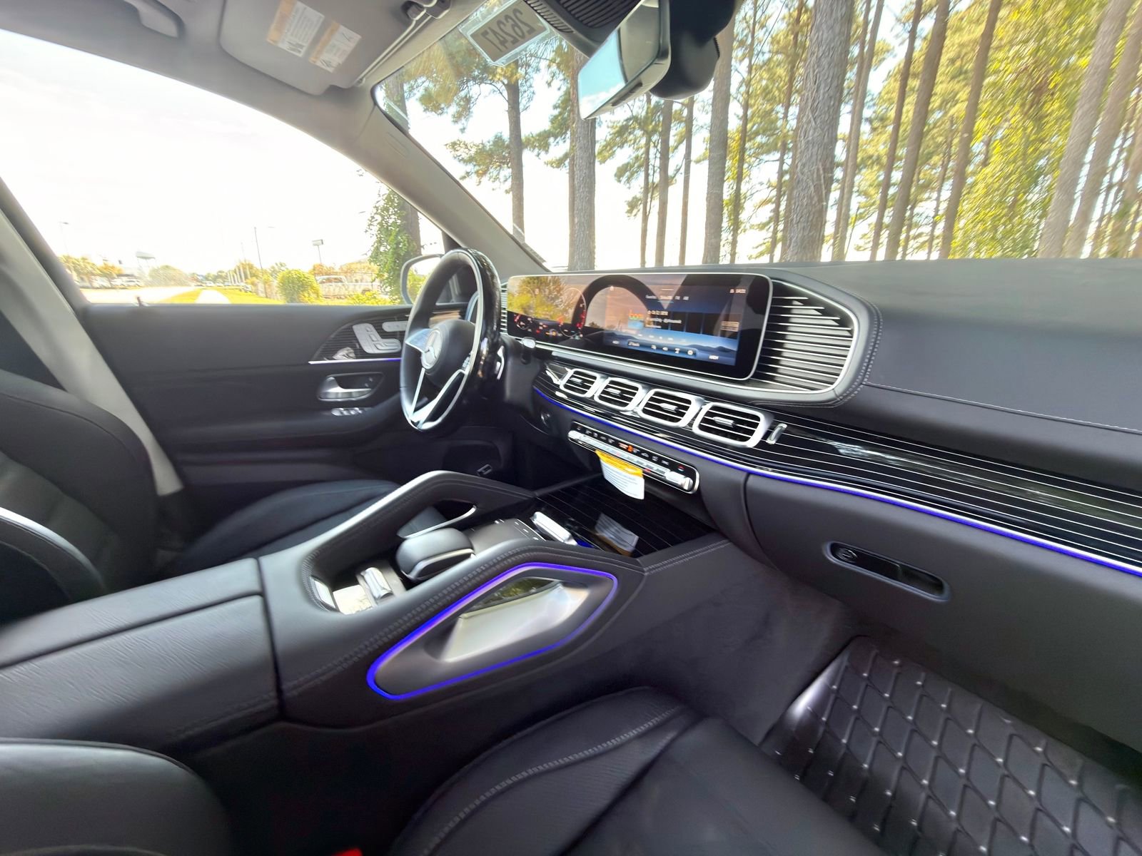 New 2026 Mercedes-Benz GLS 580 4MATIC image 19