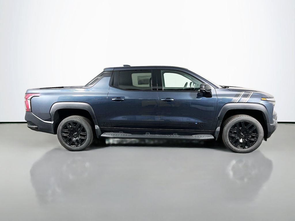 New 2026 Chevrolet Silverado EV LT w/ Plus Package AWD/4WD image 4