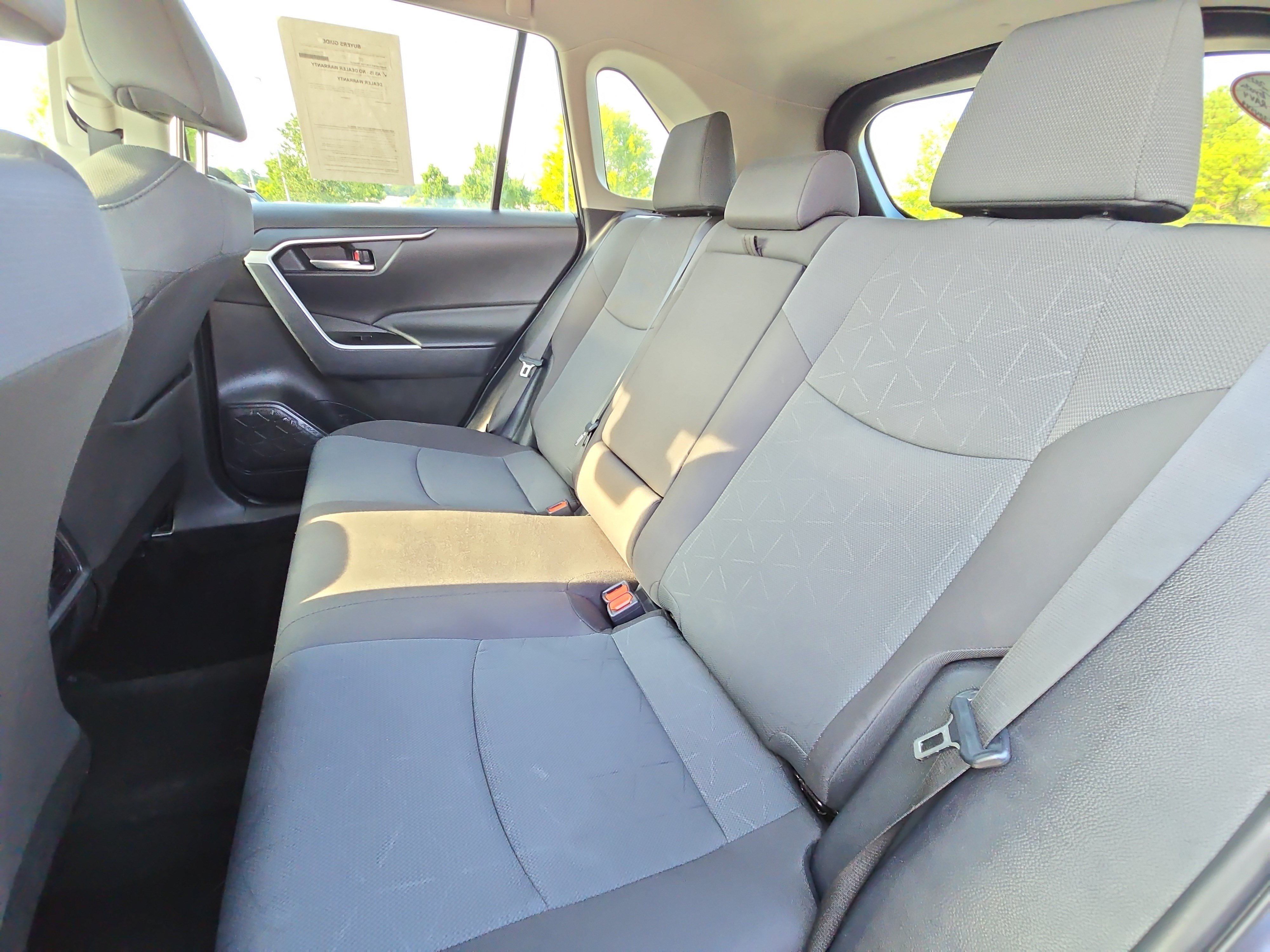 Used 2025 Toyota RAV4 XLE FWD image 13