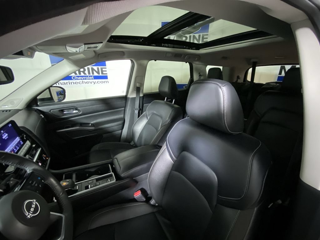 Used 2022 Nissan Pathfinder SL w/ SL Premium Package FWD image 24