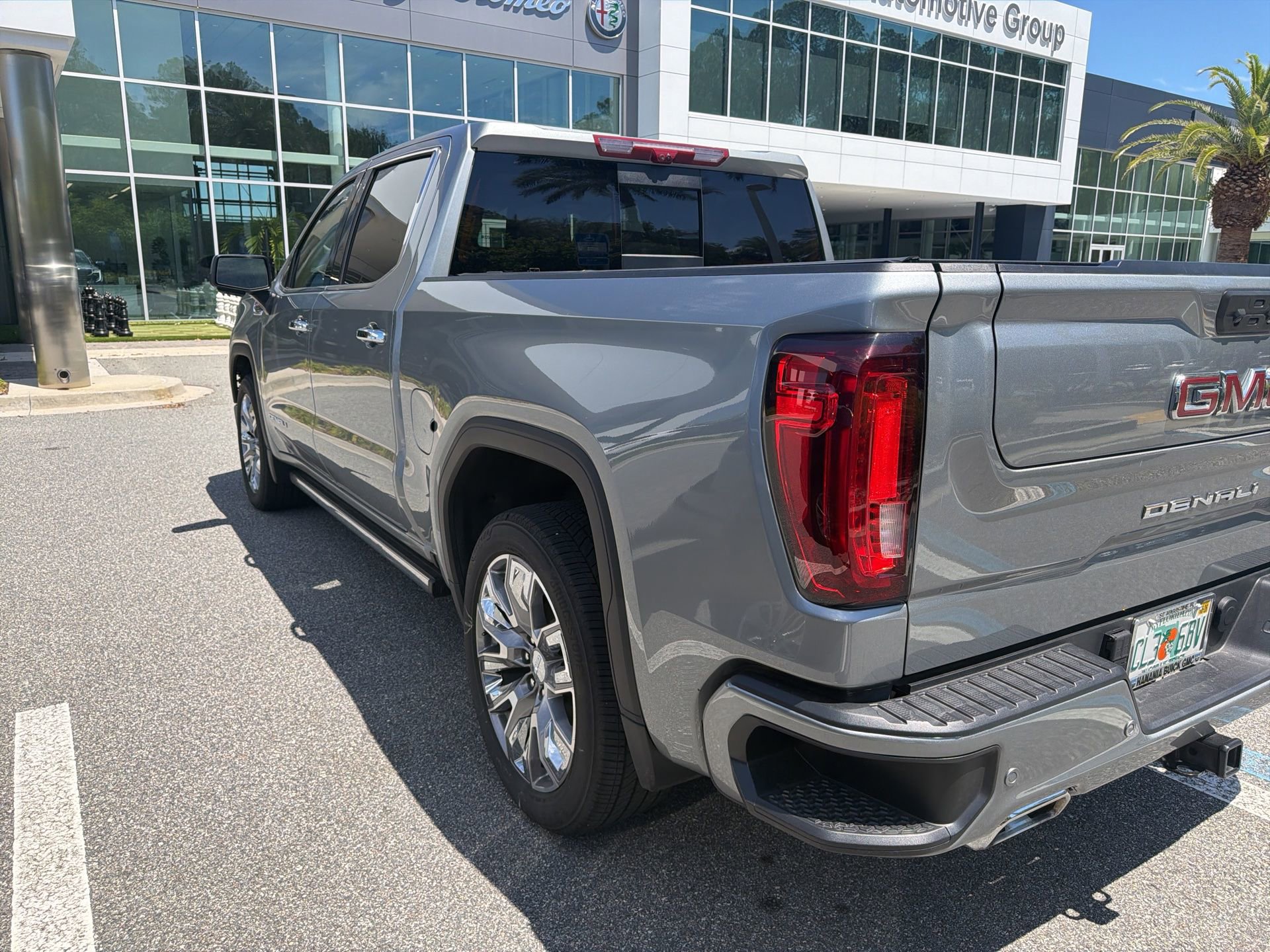 Used 2025 GMC Sierra 1500 Denali w/ Denali Reserve Package image 6