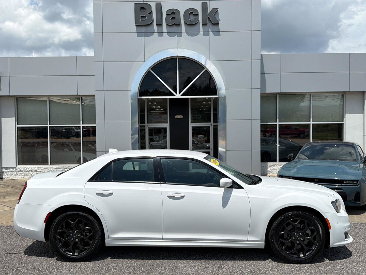 Certified 2021 Chrysler 300 Touring L AWD/4WD image 3