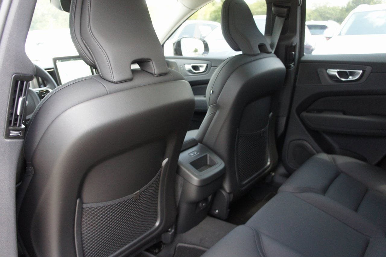 New 2026 Volvo XC60 B5 Plus w/ Protection Package Premier image 23