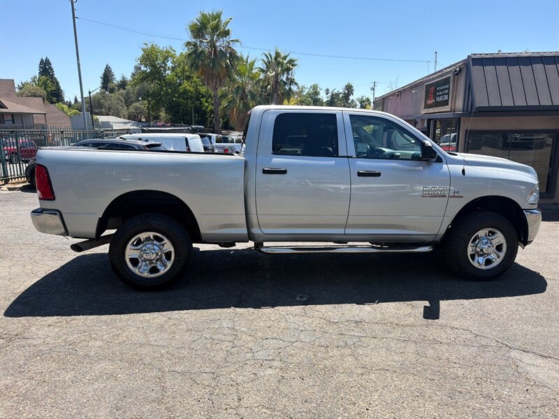 Used 2016 RAM 2500 Tradesman w/ Chrome Appearance Group AWD/4WD image 7