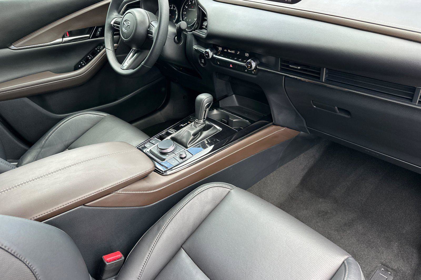 Certified 2025 MAZDA CX-30 AWD 2.5 S w/ Premium Package image 16