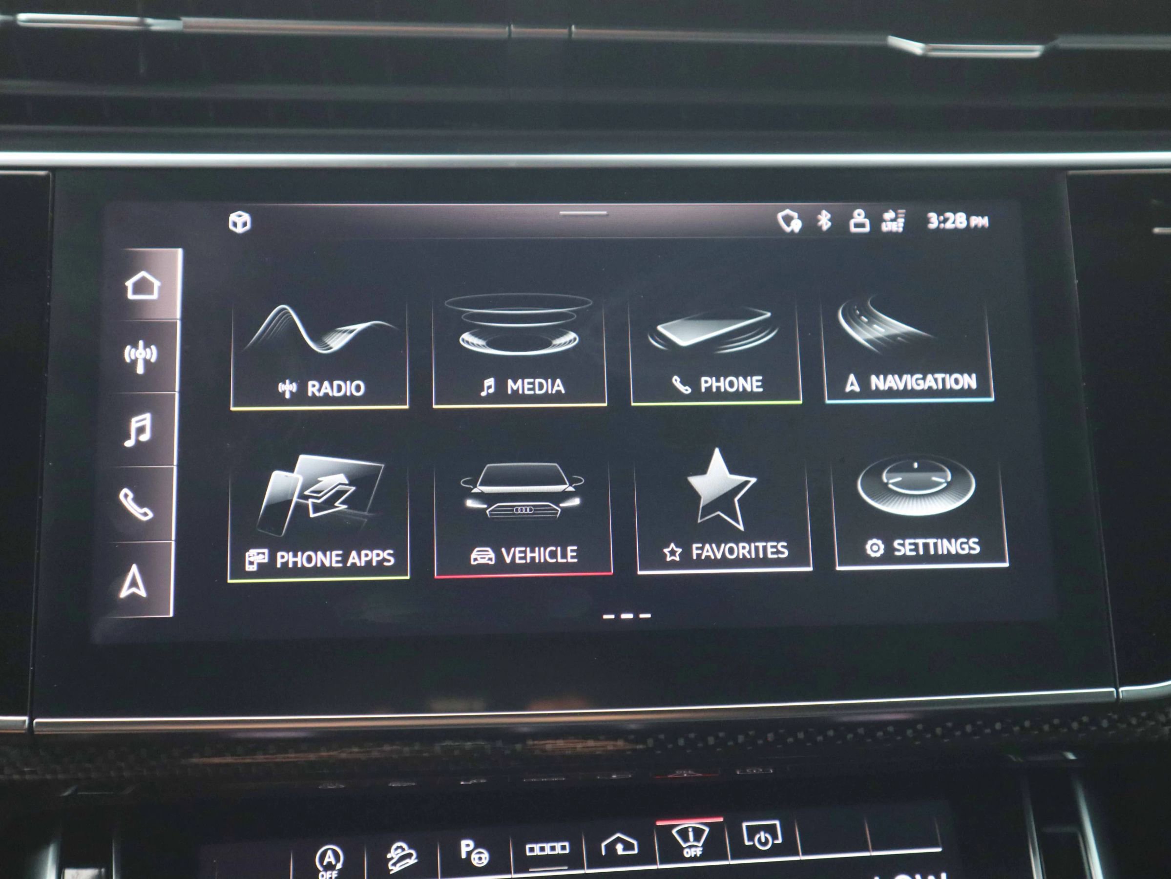 Used 2023 Audi SQ8 Prestige AWD/4WD image 23