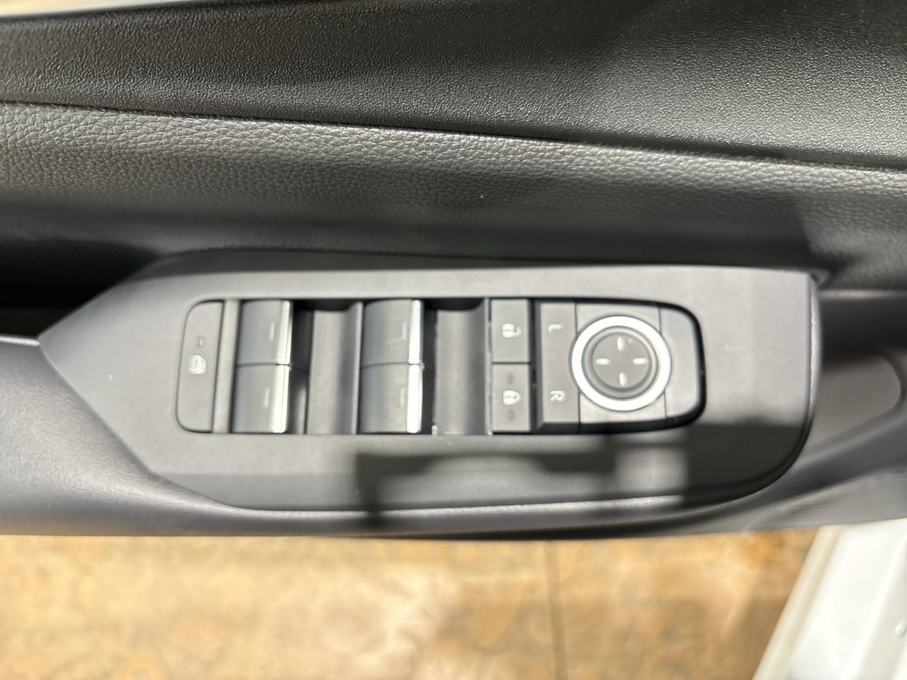 New 2026 Toyota Prius Plug-In Hybrid image 13