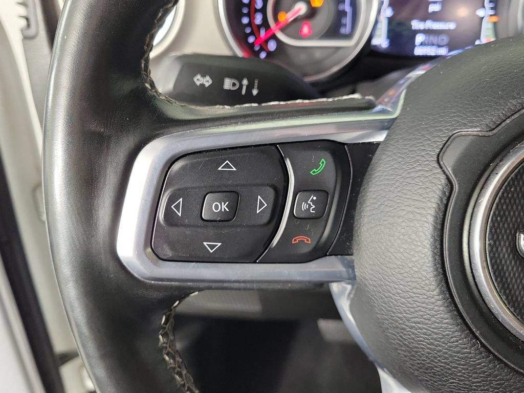 Used 2020 Jeep Gladiator Rubicon AWD/4WD image 17
