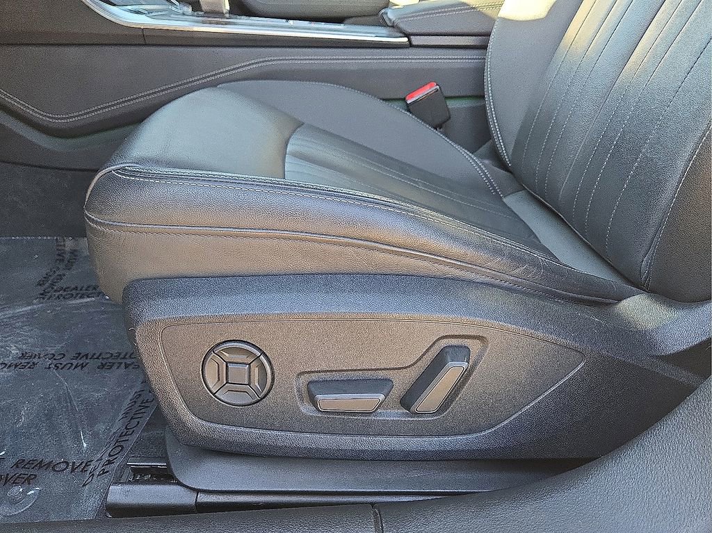 Used 2024 Audi A6 Premium Plus image 24