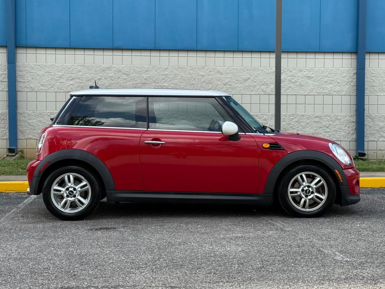 Used 2013 MINI Cooper Hardtop FWD image 4