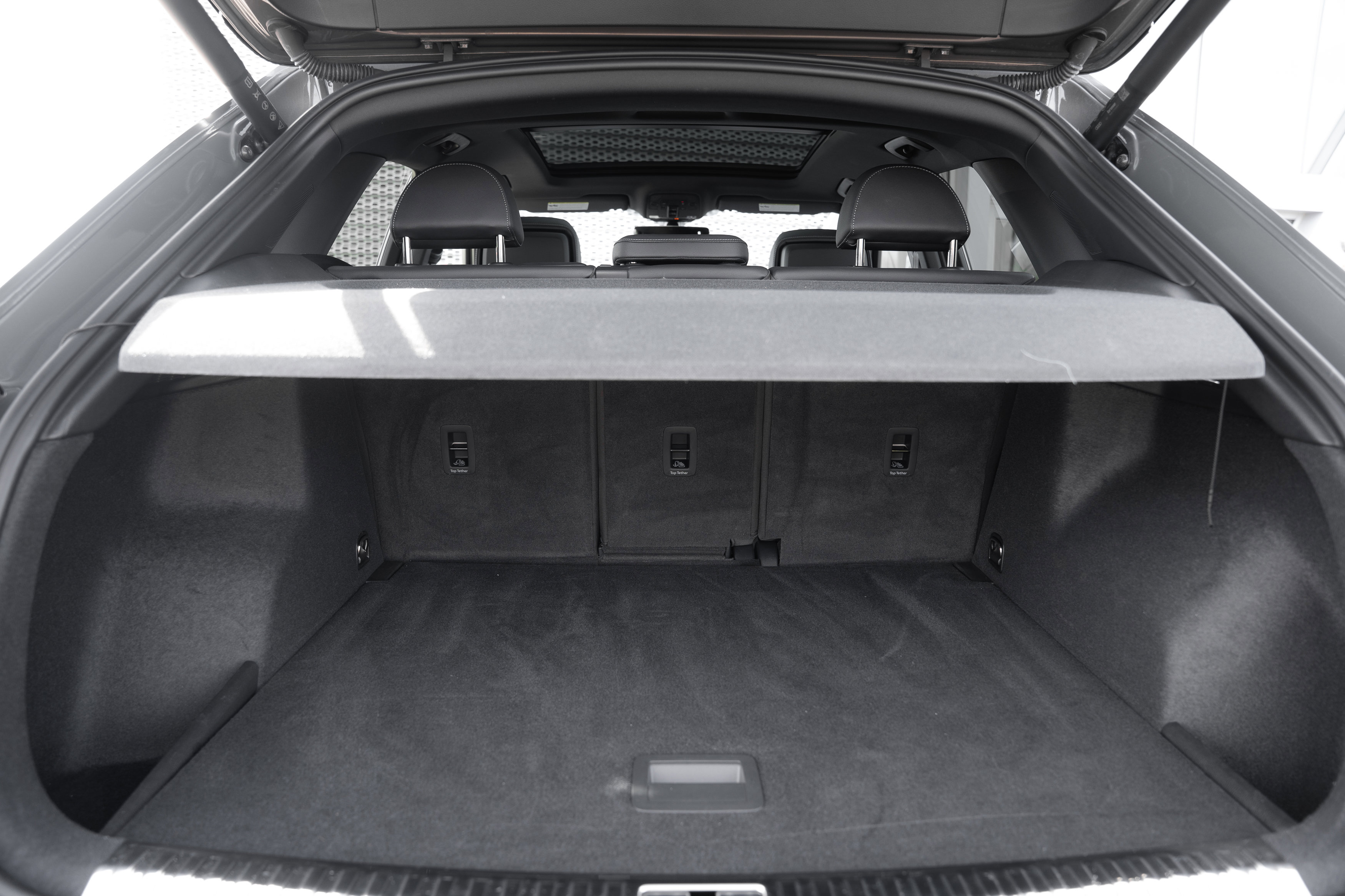 Certified 2025 Audi Q3 2.0T Premium w/ Convenience Package image 26