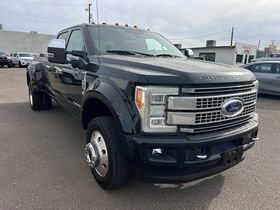 Used 2017 Ford F450 Platinum w/ Platinum Ultimate Package AWD/4WD image 5