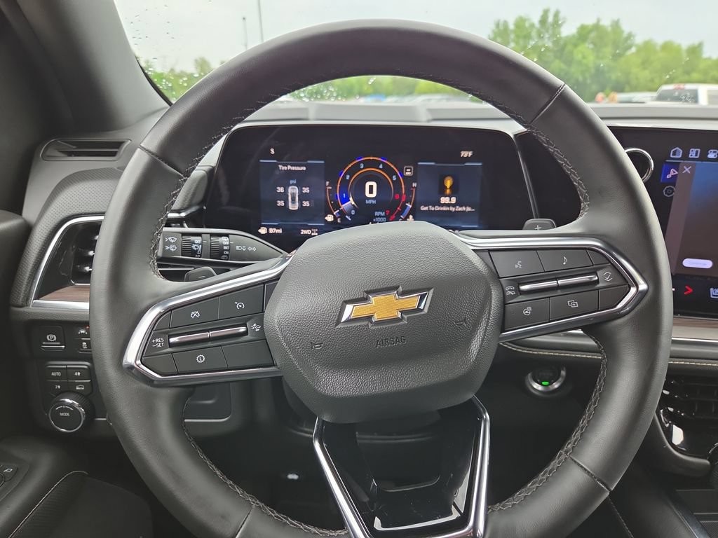 Certified 2026 Chevrolet Suburban Premier AWD/4WD image 13