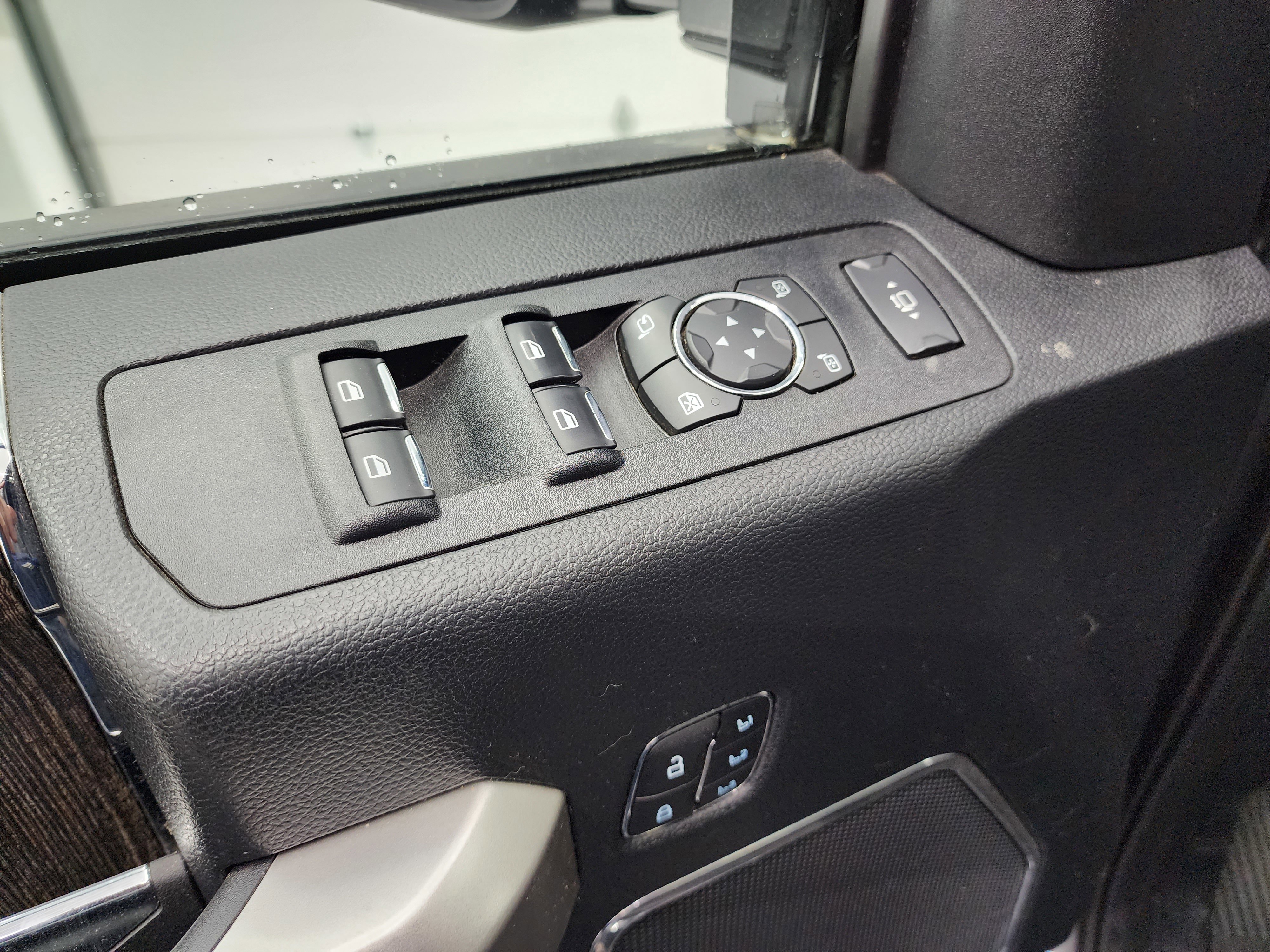 Used 2021 Ford F250 Lariat image 44