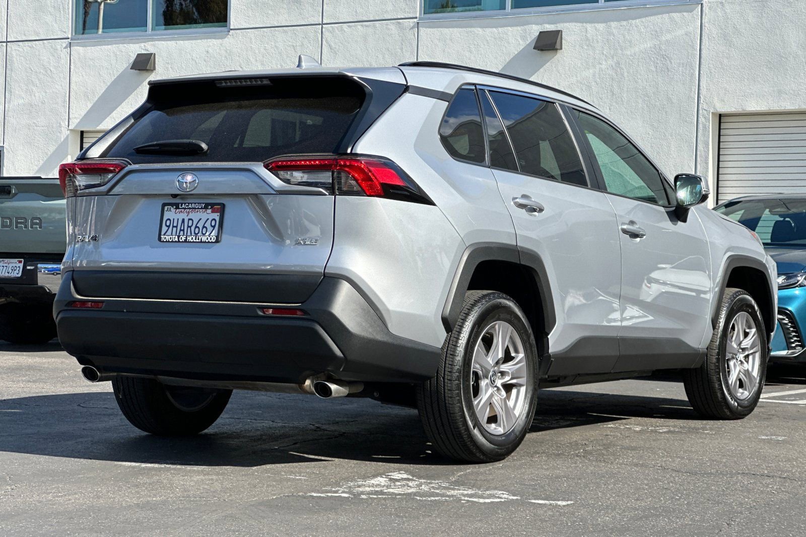Certified 2023 Toyota RAV4 XLE w/ Convenience Package FWD image 4