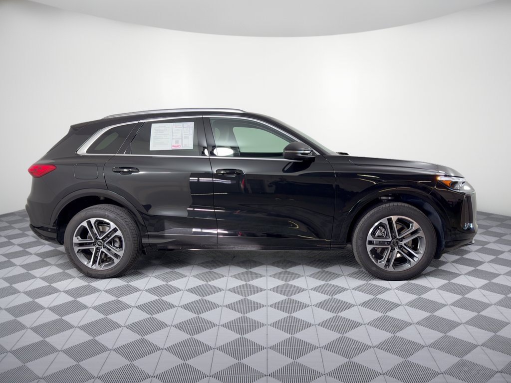 Certified 2025 Audi Q5 Premium w/ Premium Plus AWD/4WD image 8
