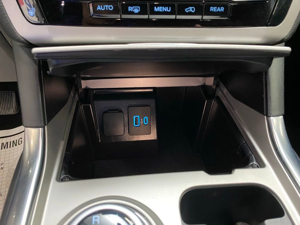 Used 2023 Ford Explorer XLT w/ Equipment Group 202A image 34