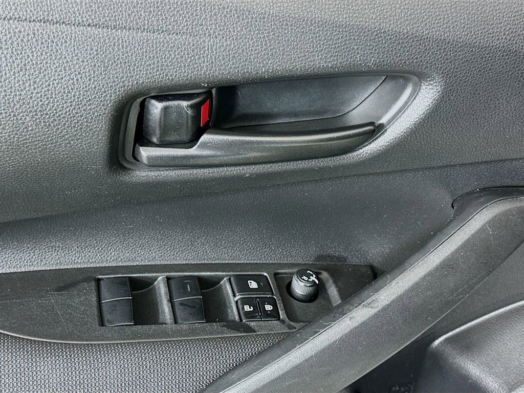 Used 2022 Toyota Corolla LE image 17