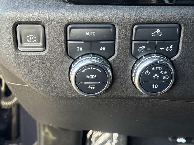 Used 2023 GMC Sierra 1500 Elevation image 18
